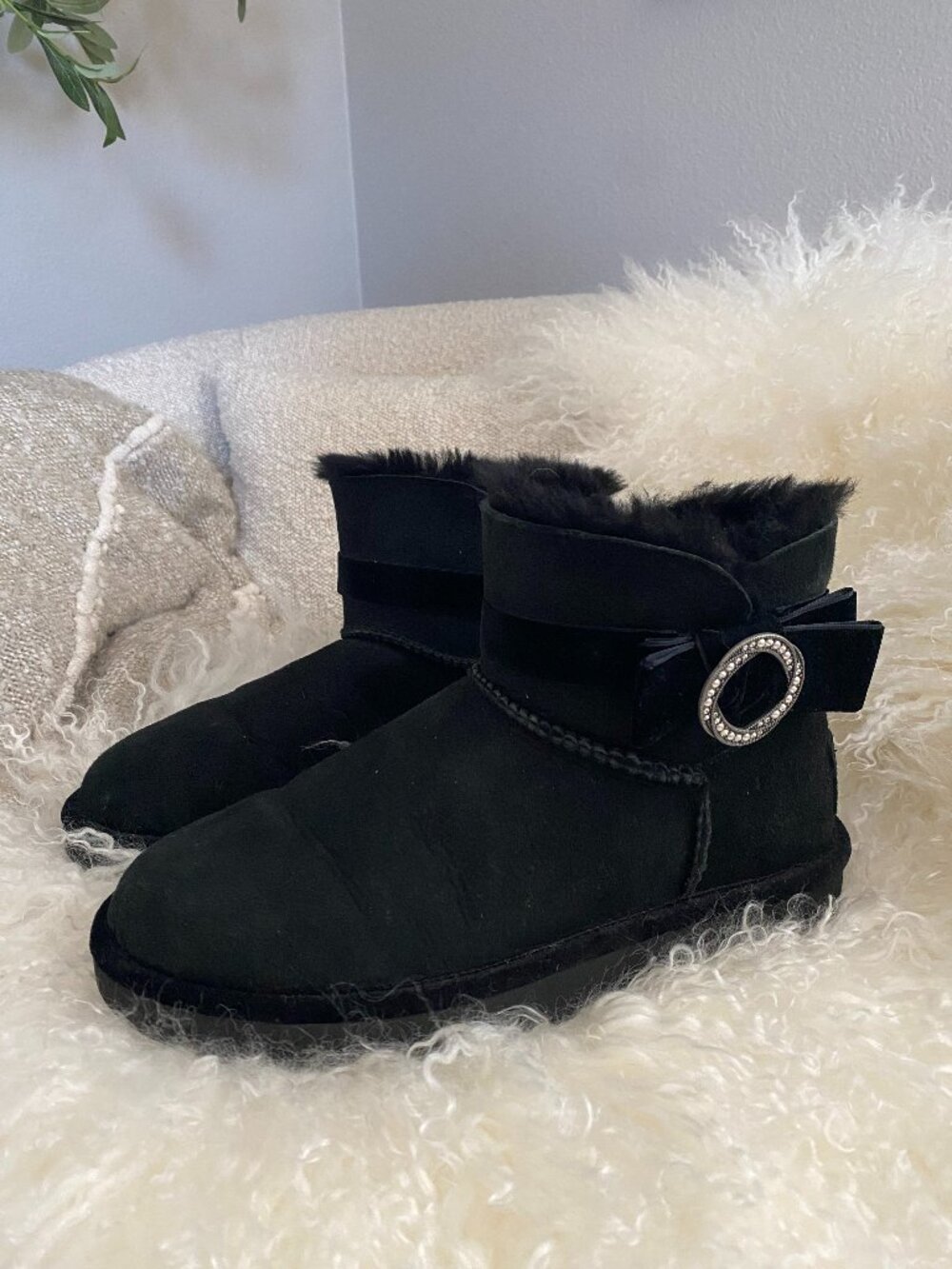 UGG | Karlie Brooch Boot in Black